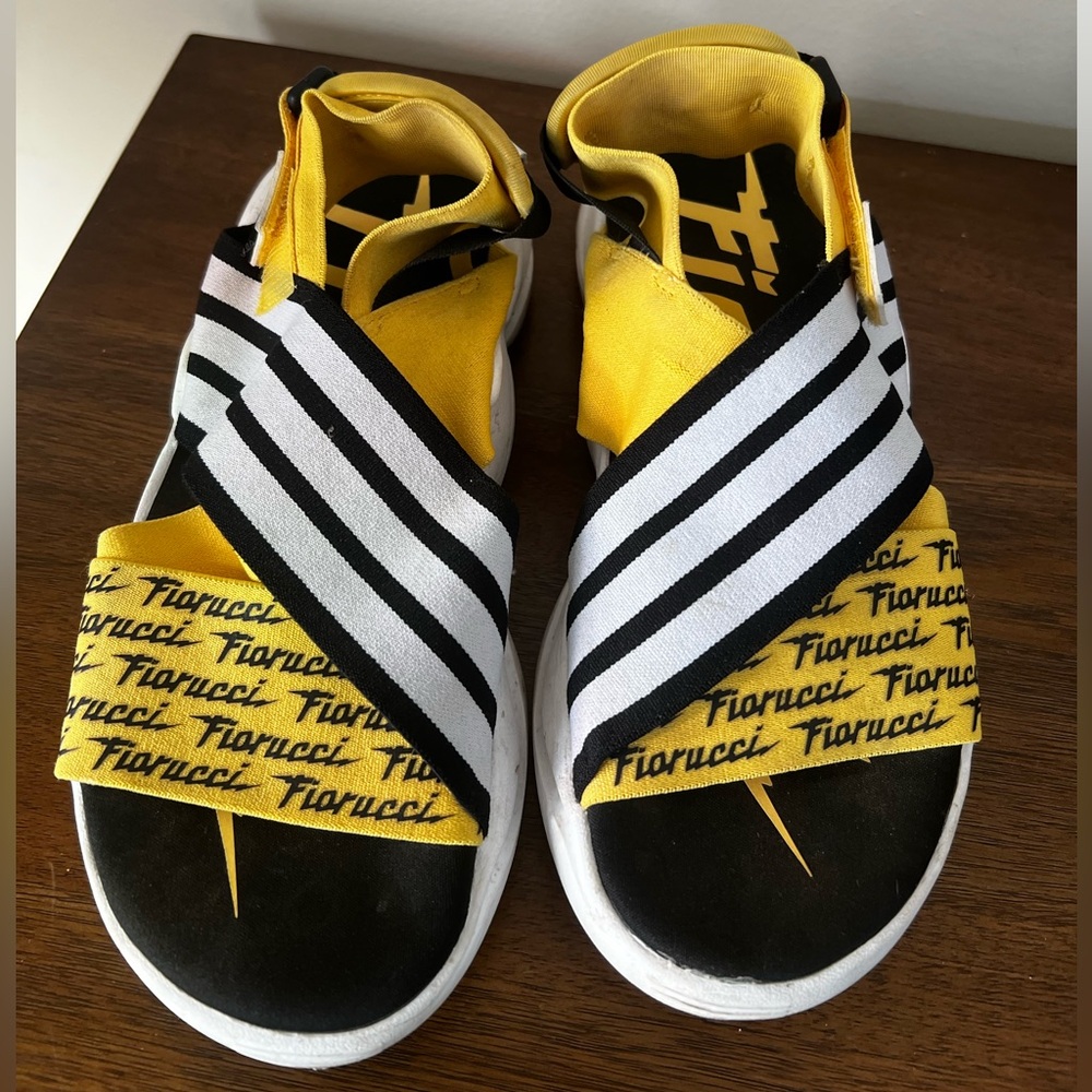 Adidas fiorucci sandals women size 7